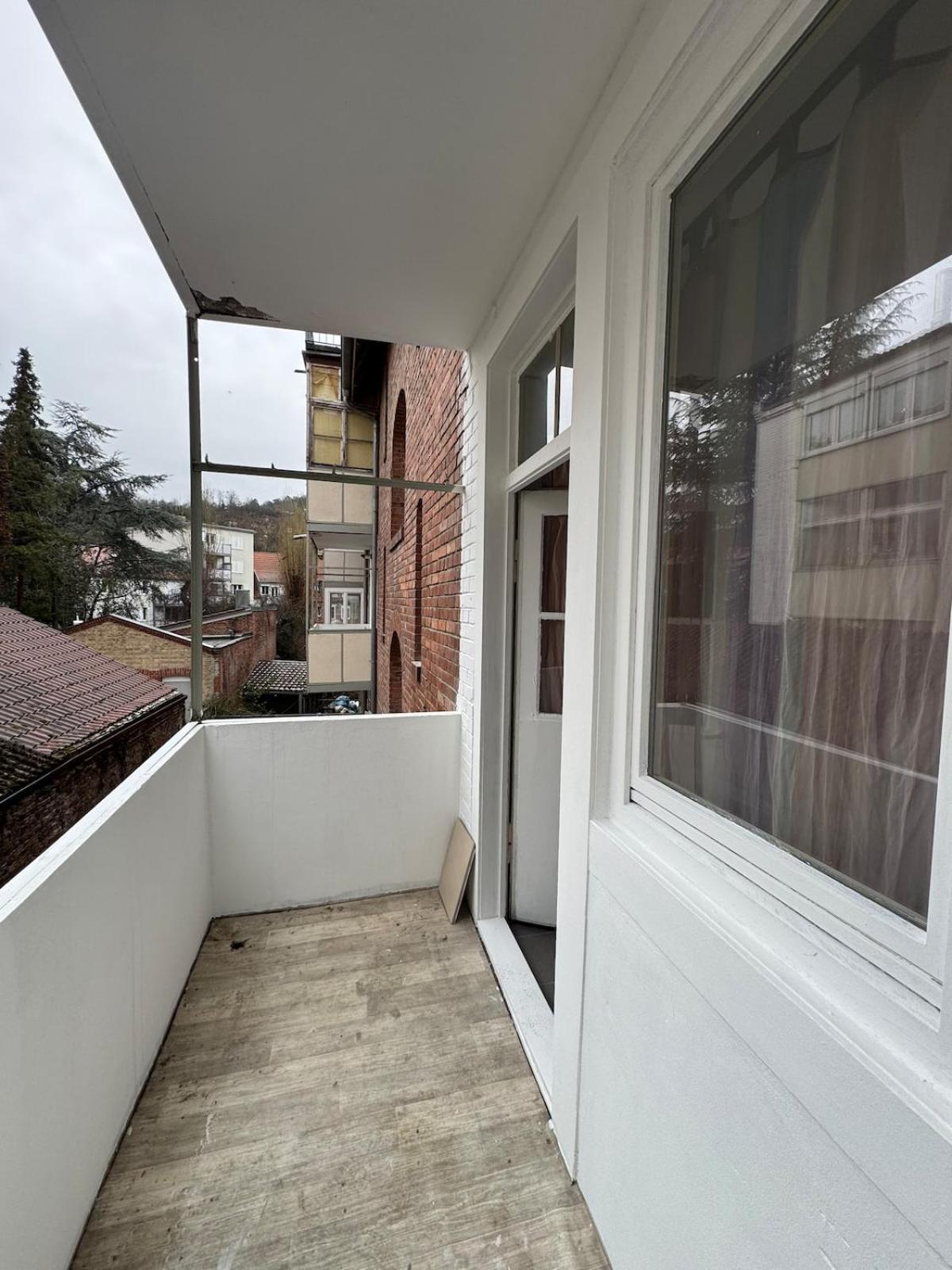 Apartment Wohung Im Osten Von 2 *